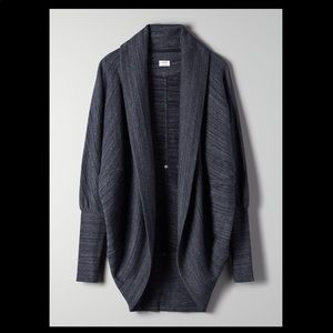 Grey Wilfred cardigan from Aritzia, Size small and is grey.